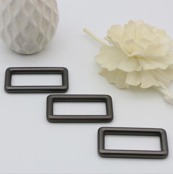 Buy cheap High End Handbag Hardware Gunmetal Color 38 MM Zinc Alloy Square Ring Buckle from wholesalers
