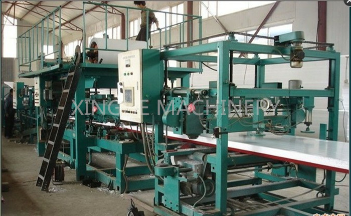 Continuous Sandwich Panel Roll Forming Machine For Roof Or Wall Plate Making