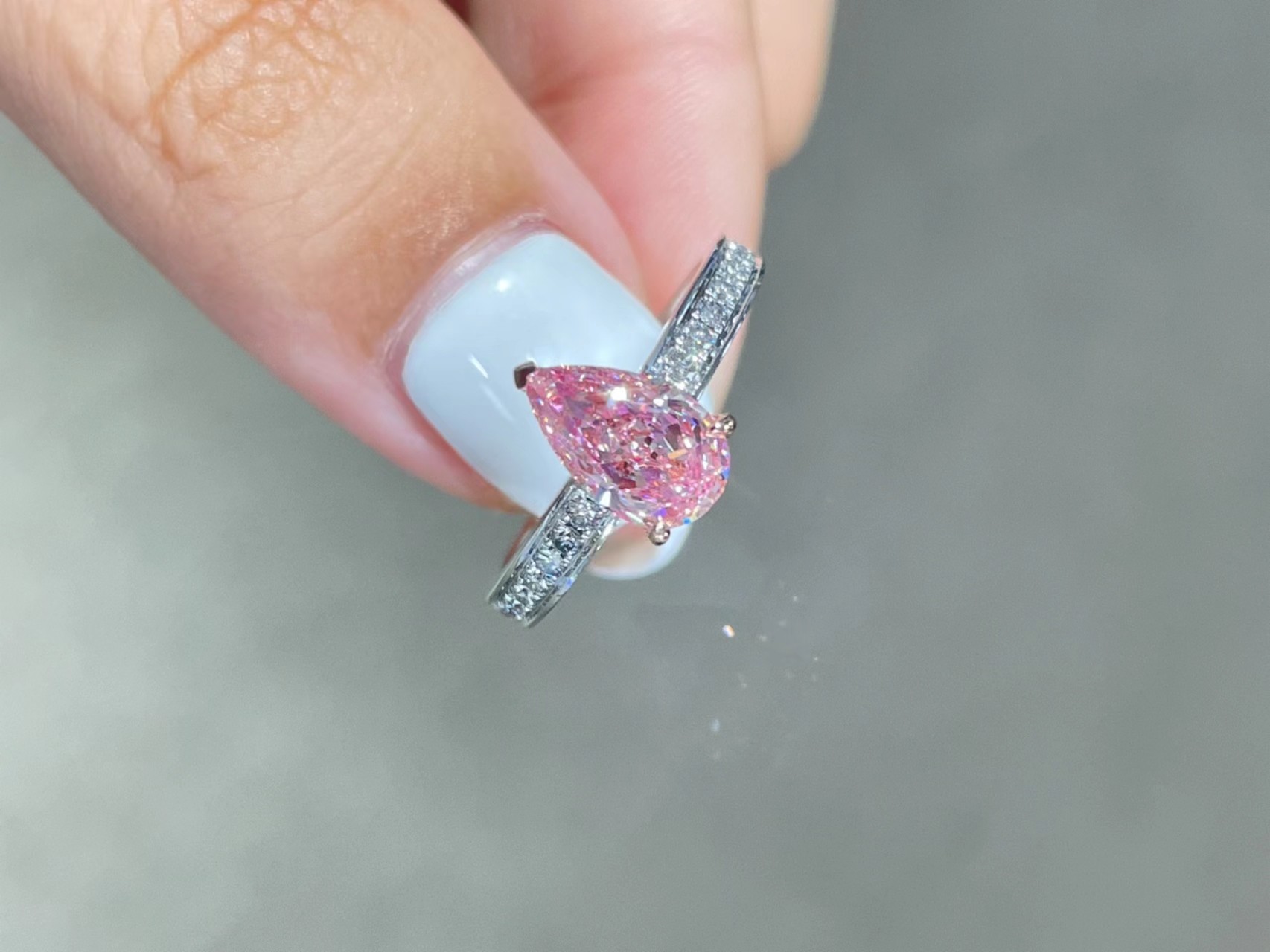 1.5ct Pear Shape Synthetic Diamond Rings Artificial