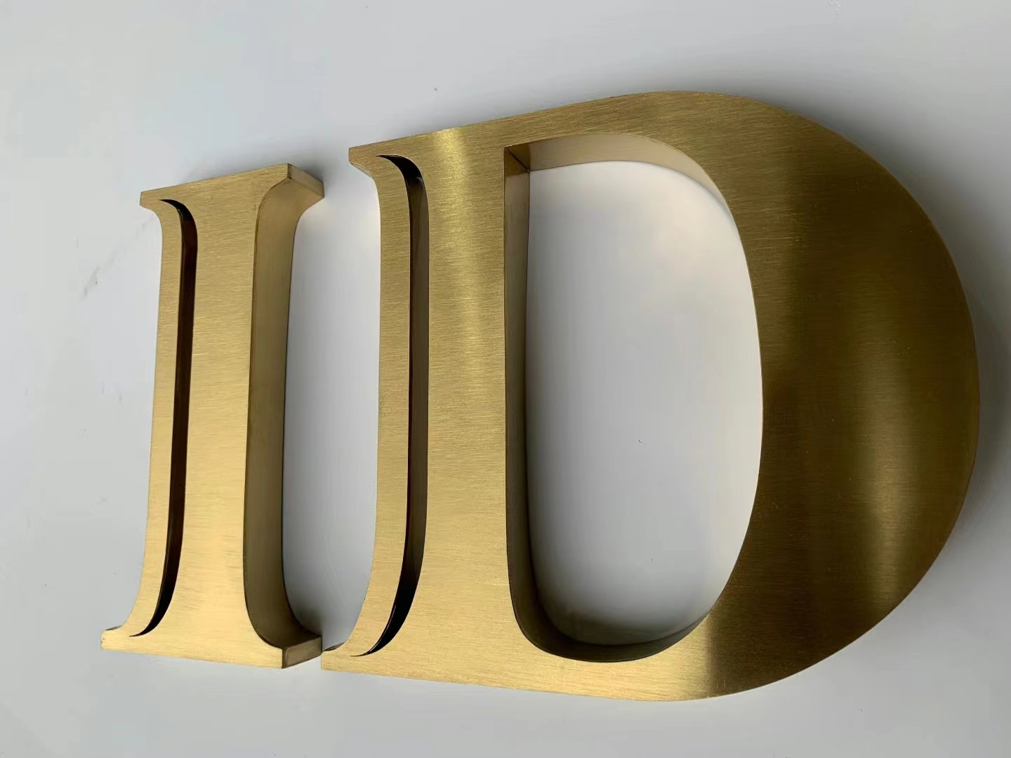 Outdoor Custom Store Advertising 3D Logo Letter Sign for Free Standing Metal Sign