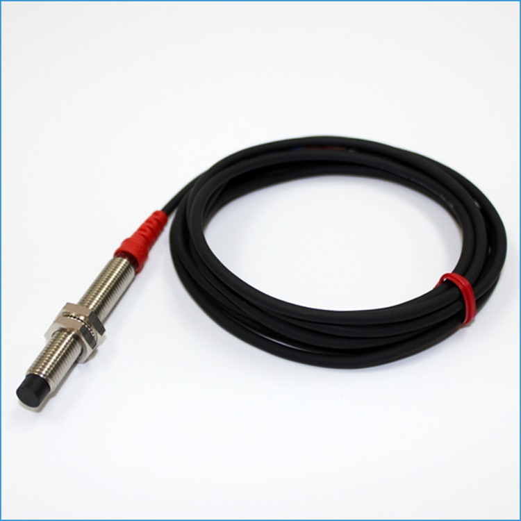 12V Non-Flush 2 Wire Inductive Proximity Sensor 2mm Sensing Normal Open
