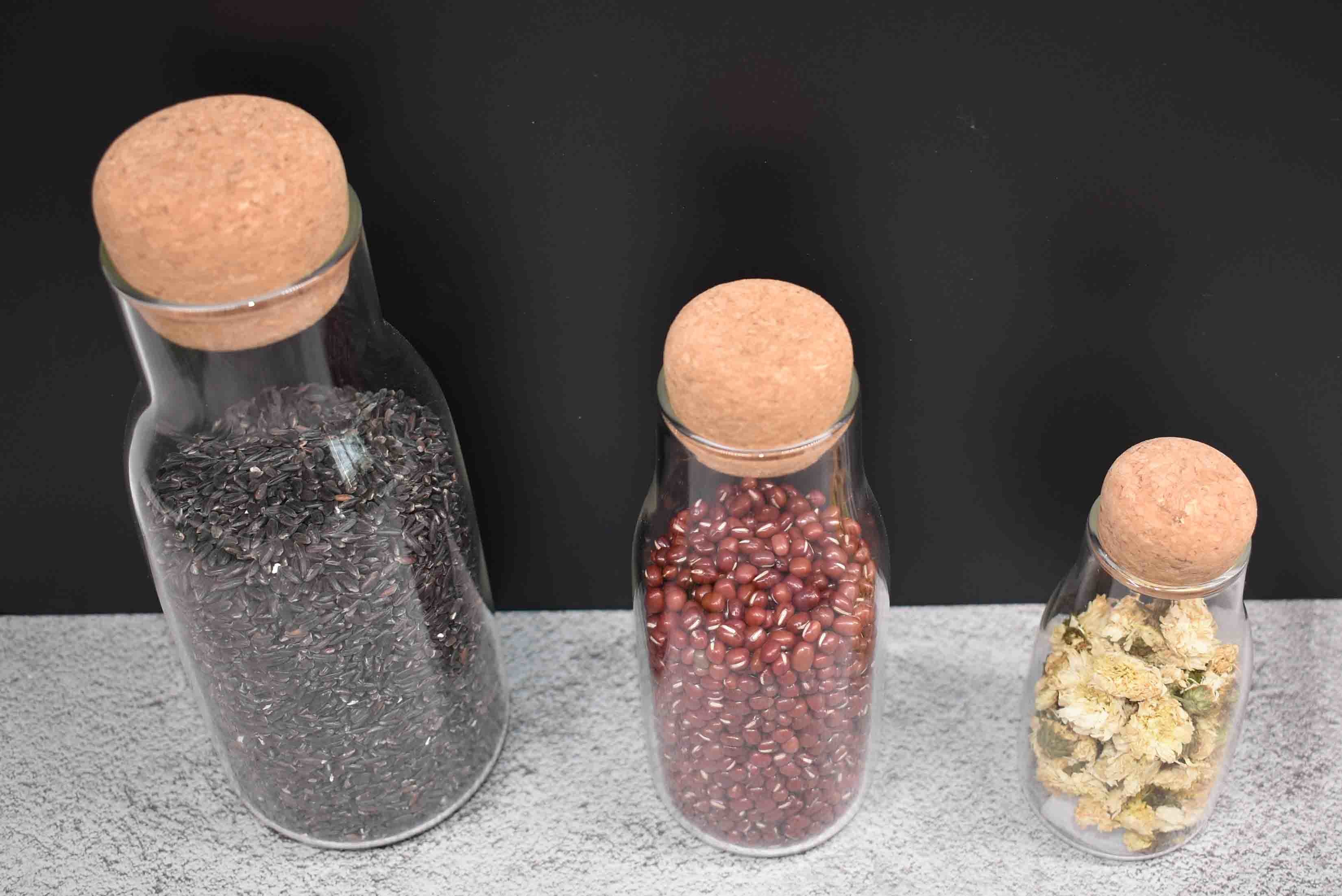 Glass Bottle Mini Cork Stoppers Eco Dampproof Round Edges ISO9001