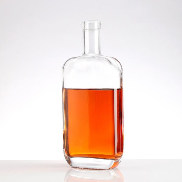 Buy cheap 700ml Flat Clear Square Glass Bottle for Spirits Liquor Gin Vodka Whisky Tequila from wholesalers
