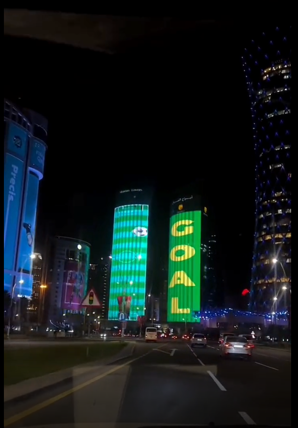 Customized Flexible LED Pixel Screen for Outdoor Building Background