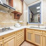 Buy cheap Luxury Wooden Quartz Stone Kitchen Countertop Cabinet Set OEM ODM Customized from wholesalers