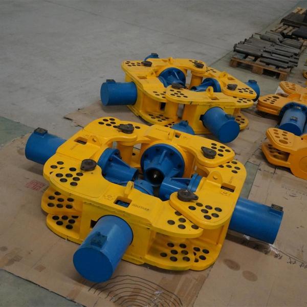 SPF400A 400mm Diameter Hydraulic Pile Breaker For Crushing Square Piles Cut