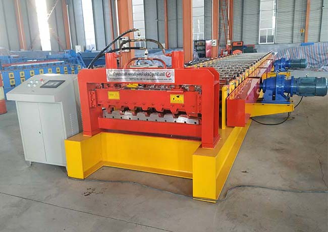 Power 15 Kw Metal Deck Roll Forming Machine Dimension 15000*1200*1100mm CE Certification
