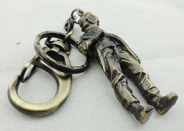 Scuba Diving Metal Pewter Promotional Keychain with Antique Brass Plating for