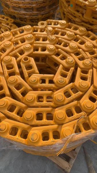 Buy cheap OEM Excavator Track Link Top Roller Sprocket Guider Track Shoe from wholesalers