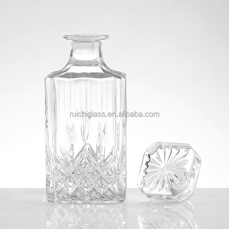 Style Super Flint Glass Bottle Unique Shape Embossed Body Vodka Brandy Liquor Bottle