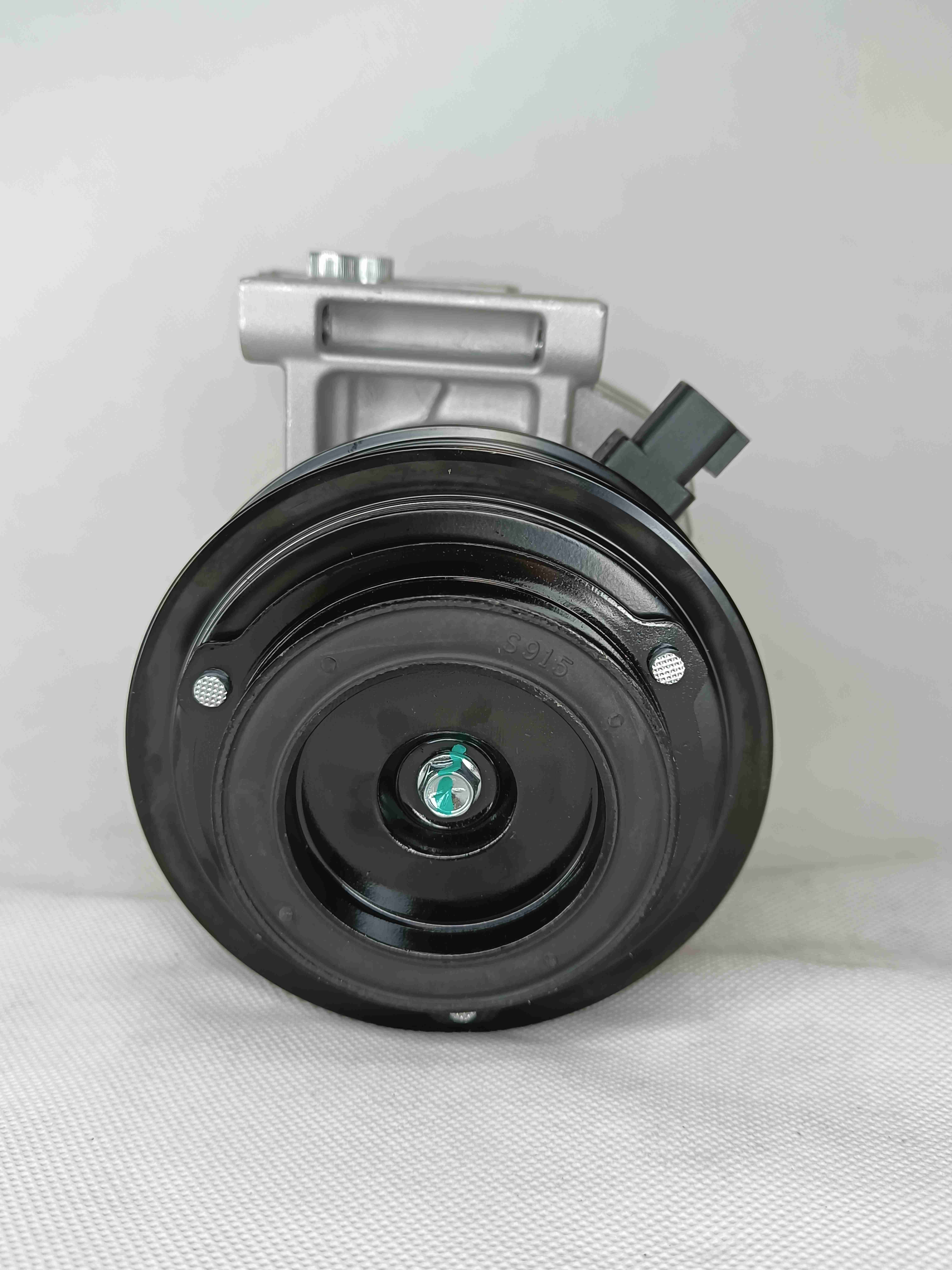 Auto AC Conditioning Compressor For Jeep Grand Cherokee 3.6 68021637AF