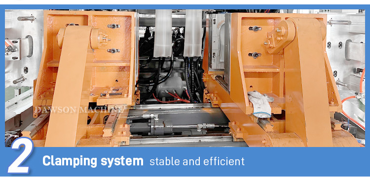 Full Automatic Extrusion Blow Molding Machine Plastic PP HDPE Bottle Jerry Can 2L Chemical Jerry Can