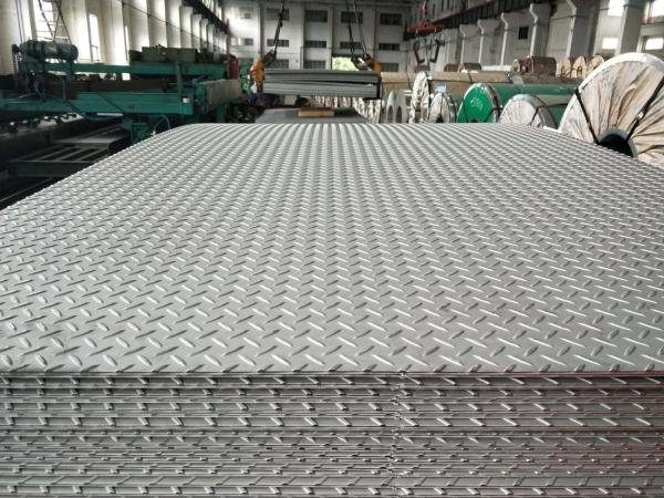 Buy cheap 4x10 Ft Embossed SS Sheet Metal 316 Stainless Steel Diamond Plate 2B BA from wholesalers
