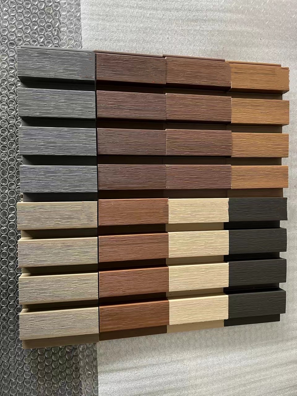 Exterior cladding soundproof outdoor plastic composite garden waterproof outdoor grooved wood siding