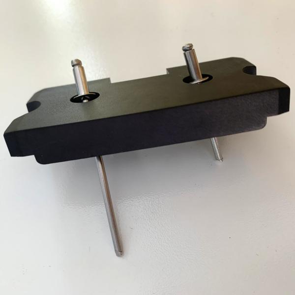 Bruckner Finishing Spares Stenter Machine Parts Sliding Pads Black Color Carbon