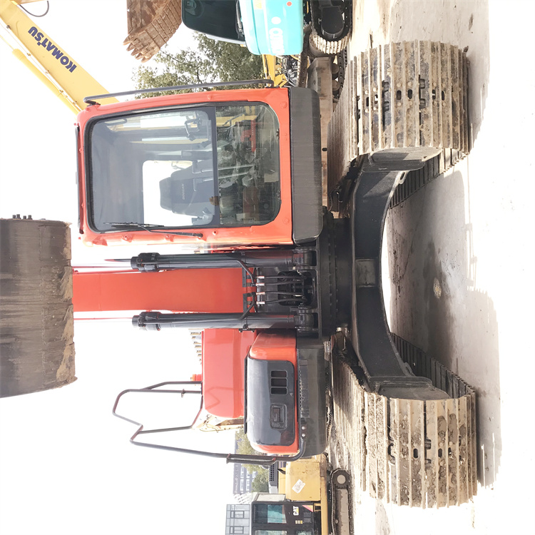Used Doosan DX140 LC 7 14 Ton Earth-Moving Machinery in Good Condition Made in Korea