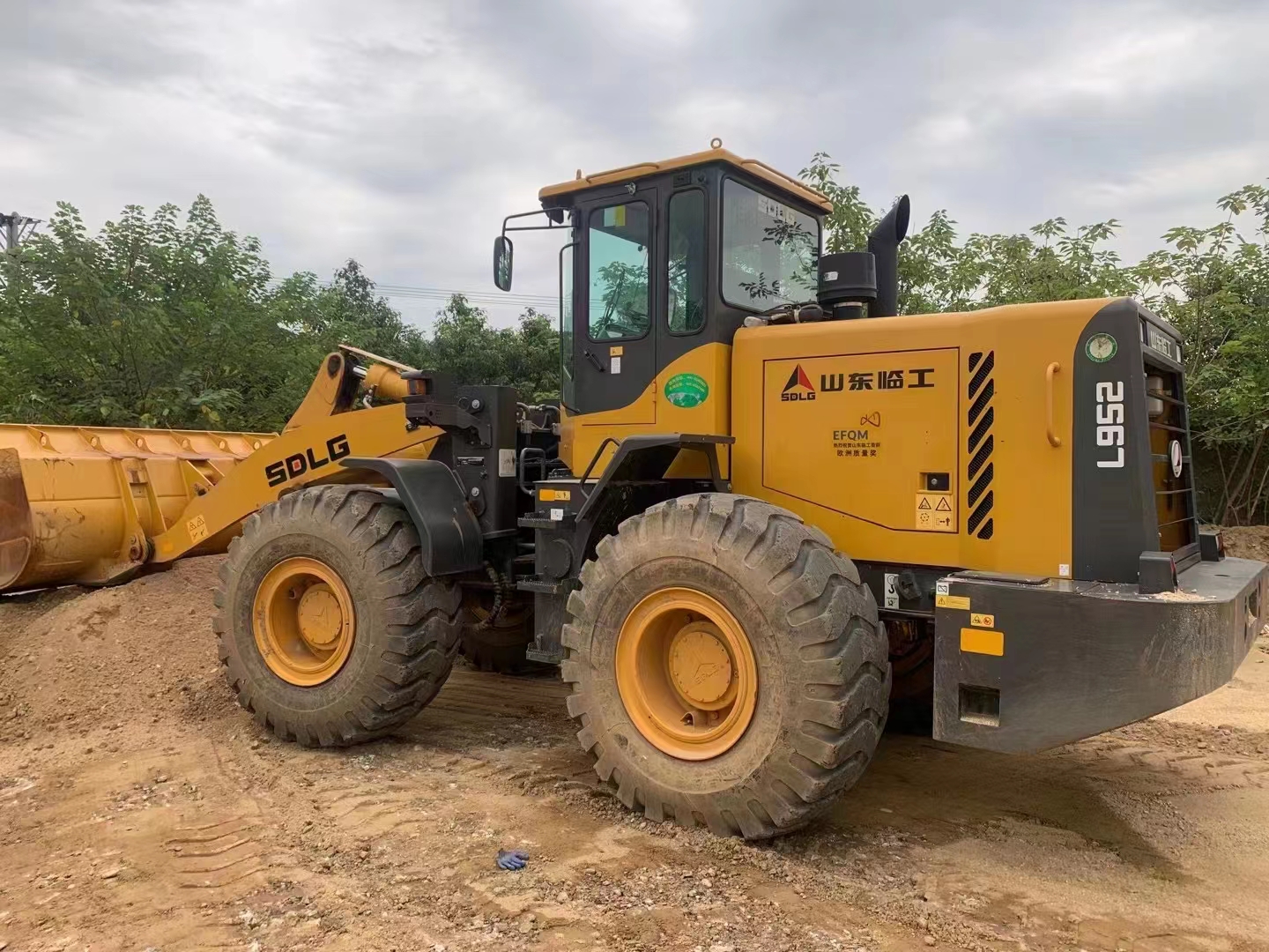 SDLG LG956L Used Mini Wheel Loader with 2.8m3 Bucket Capacity and Top Hydraulic Pump