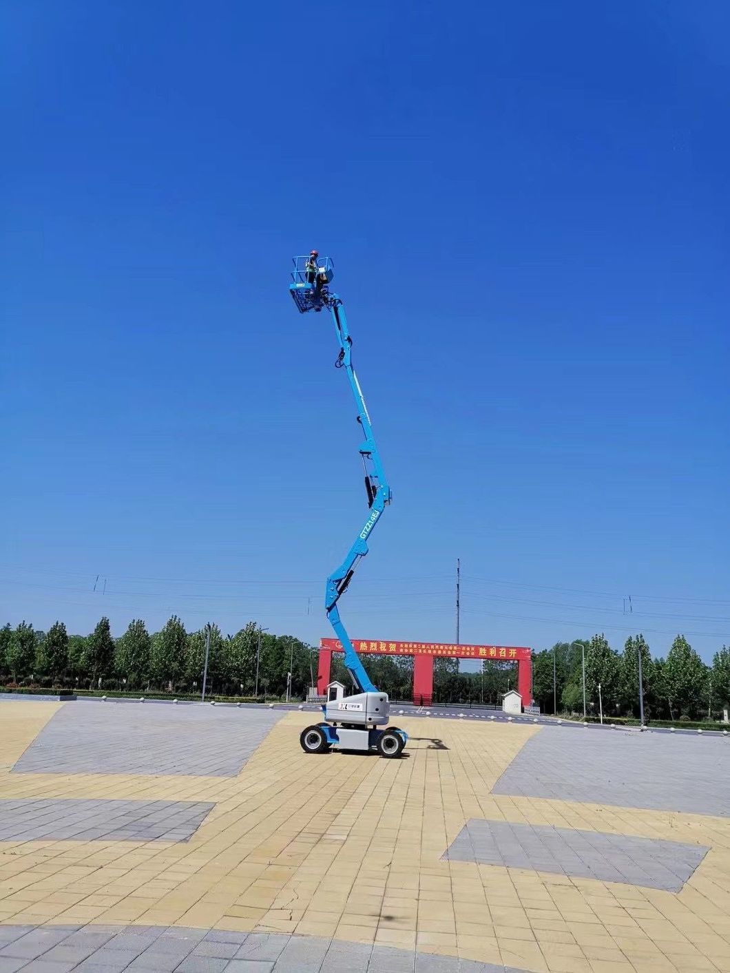 Aerial Lifts 14m 18m 20m Articulating Electric Boom Lifts