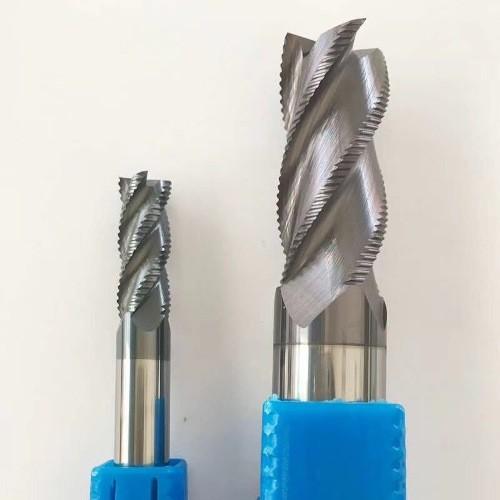 Quality 1- 4 Flute Carbide End Mill , HRC 60/65/68 Milling Cutters End Mill For Stainless Steel for sale