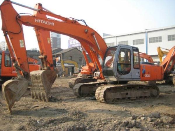Buy cheap Hitachi ex200-5 crawler excavator for sale from wholesalers