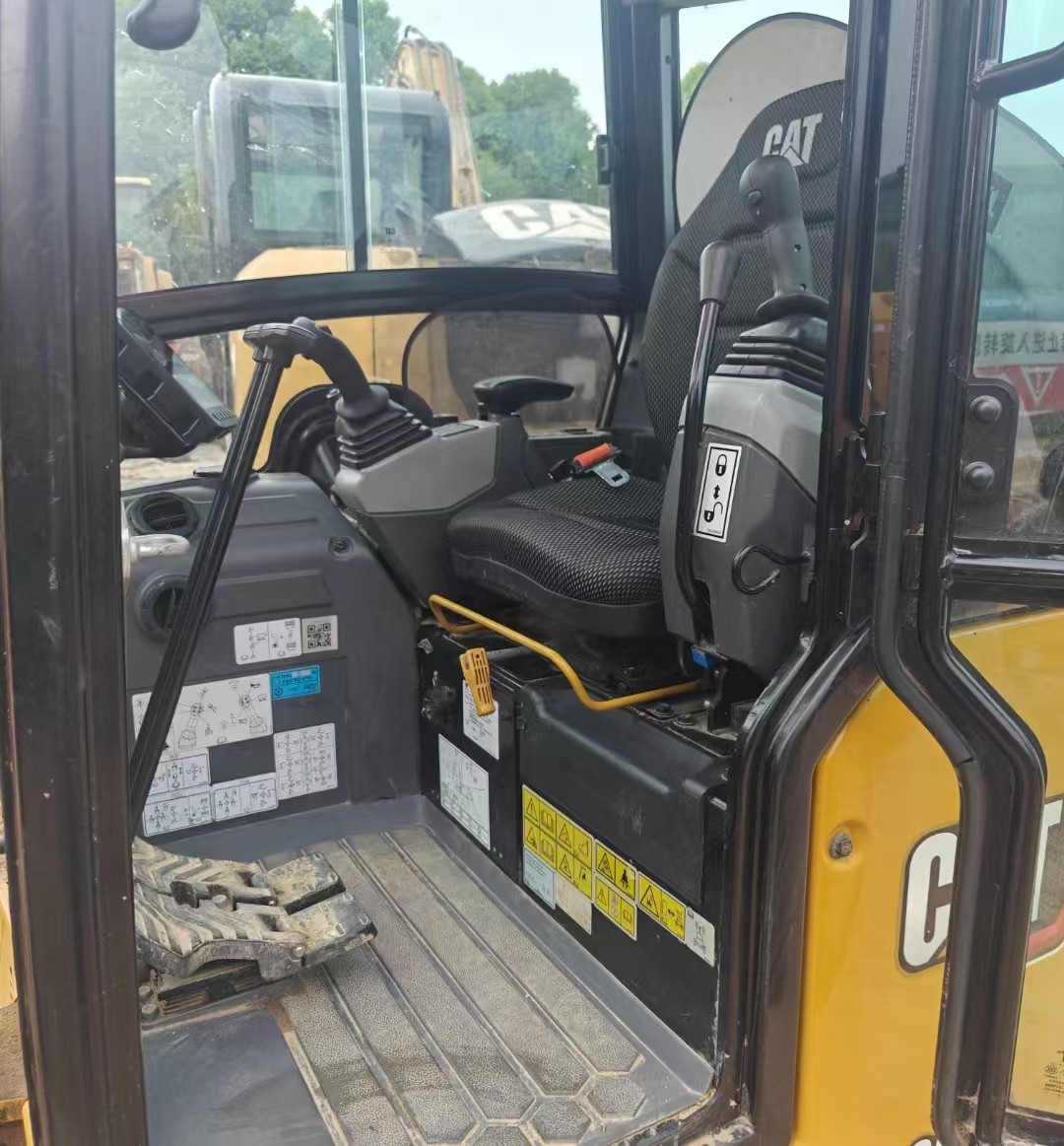 2Ton Mini Used CAT Excavators 302 Equipment Building Machine Digger