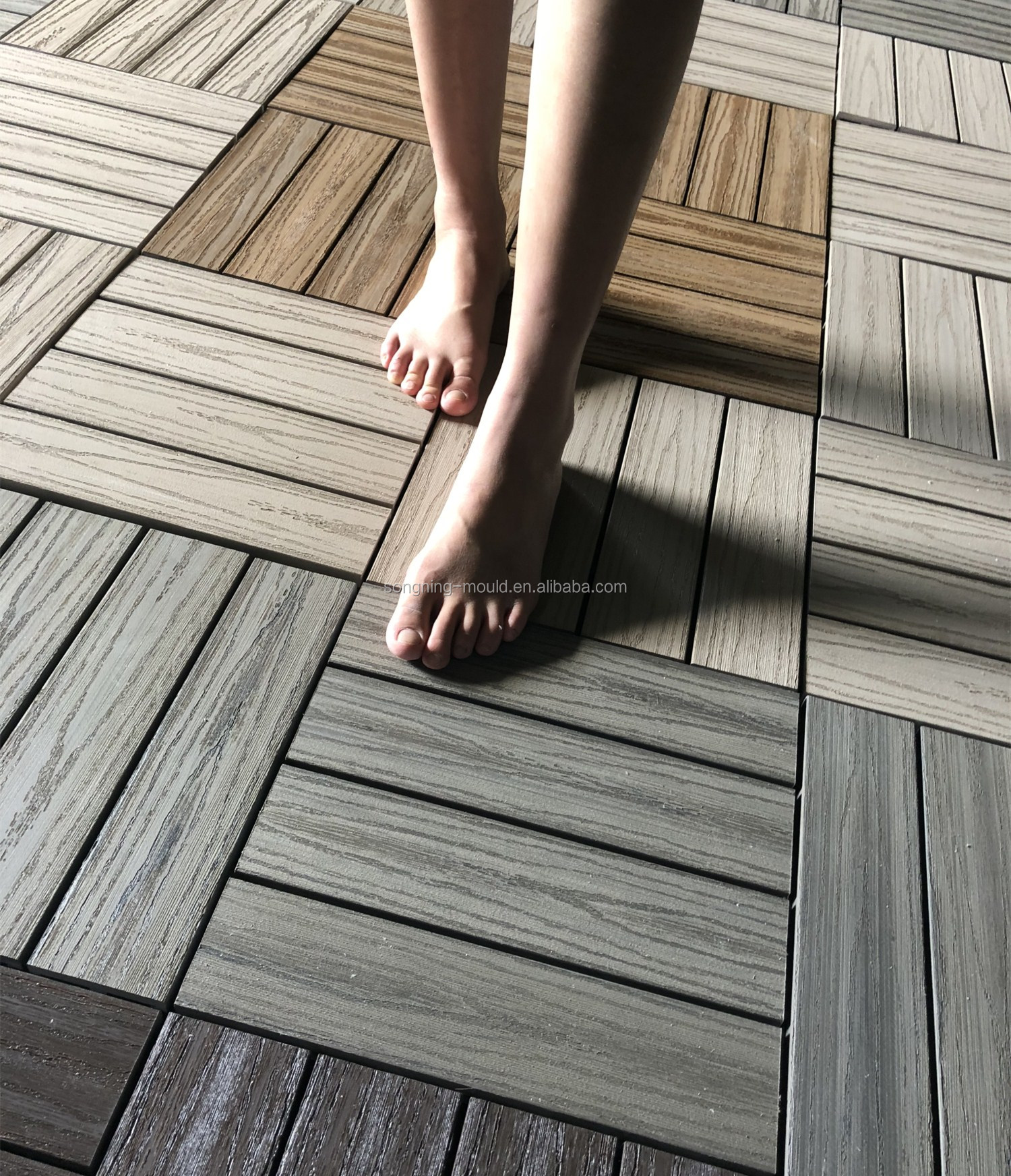 DIY Outdoor PVC Decking Co-extruded WPC Square Pool Deck Tiles for Plastic-Based Design