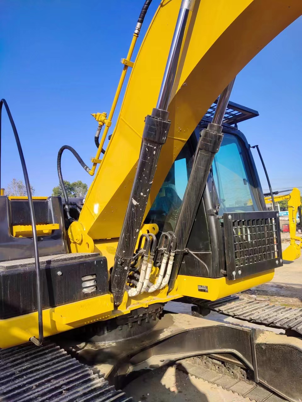 used excavator cat320d/ best quality second hand excavator cat320d hot sale