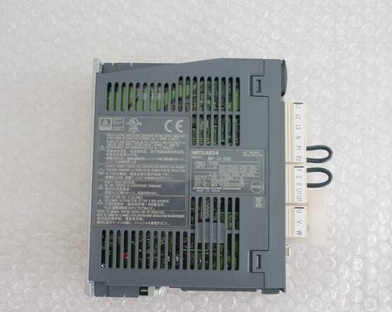 MR-J3-20B Mitsubishi Servo Driver MR-J3 Series Servo Driver Servo Motor Original adn New