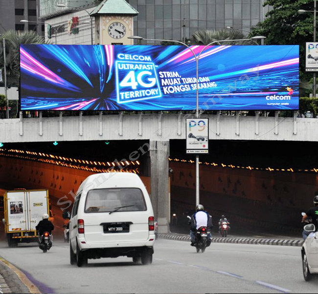 outdoor advertising