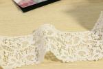 Multiusage White Guipure Lace Trim , Floral Lace Trim Nonelastic