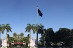 Taper Rises Adjustable Flag Pole , Metal Flag Pole Rotated 360 Degrees Freely