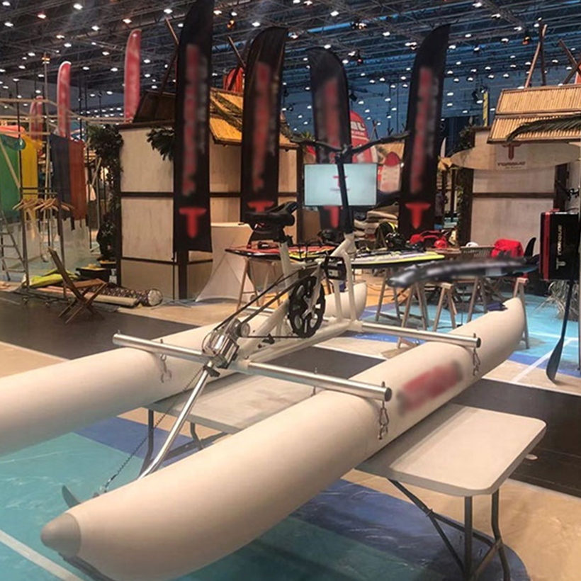 Resort Hotel Water Play Equipment Alloy Pedal Bike Floating Inflatable Water Bike