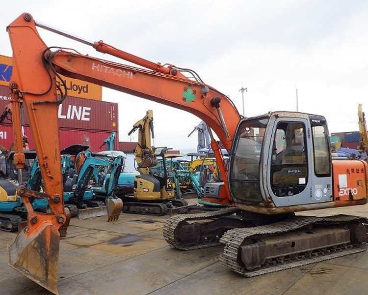 Hitachi EX120 Excavator EX 120-5 with Low Hours and 11793 KG Machine Weight 60.5Kw