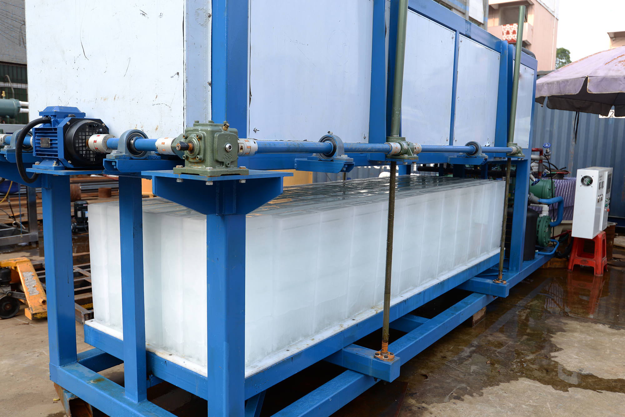 Ice Maker Machine 1 Ton Dry Ice Block Maker 1000kg Cube Block Commercial Industrial Ice Making Machine for Business