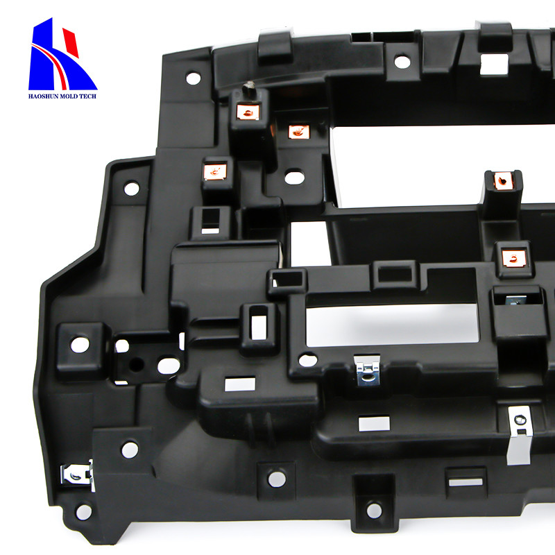 Copper Insert PMMA Custom Molded Plastic Parts Back Edge Gate Hot Runner Welding