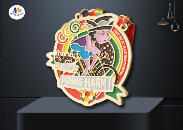 Buy cheap Carnival Medaillen Metal Award Medals Colors Filled With Woven Ribbon Varnish Finish from wholesalers