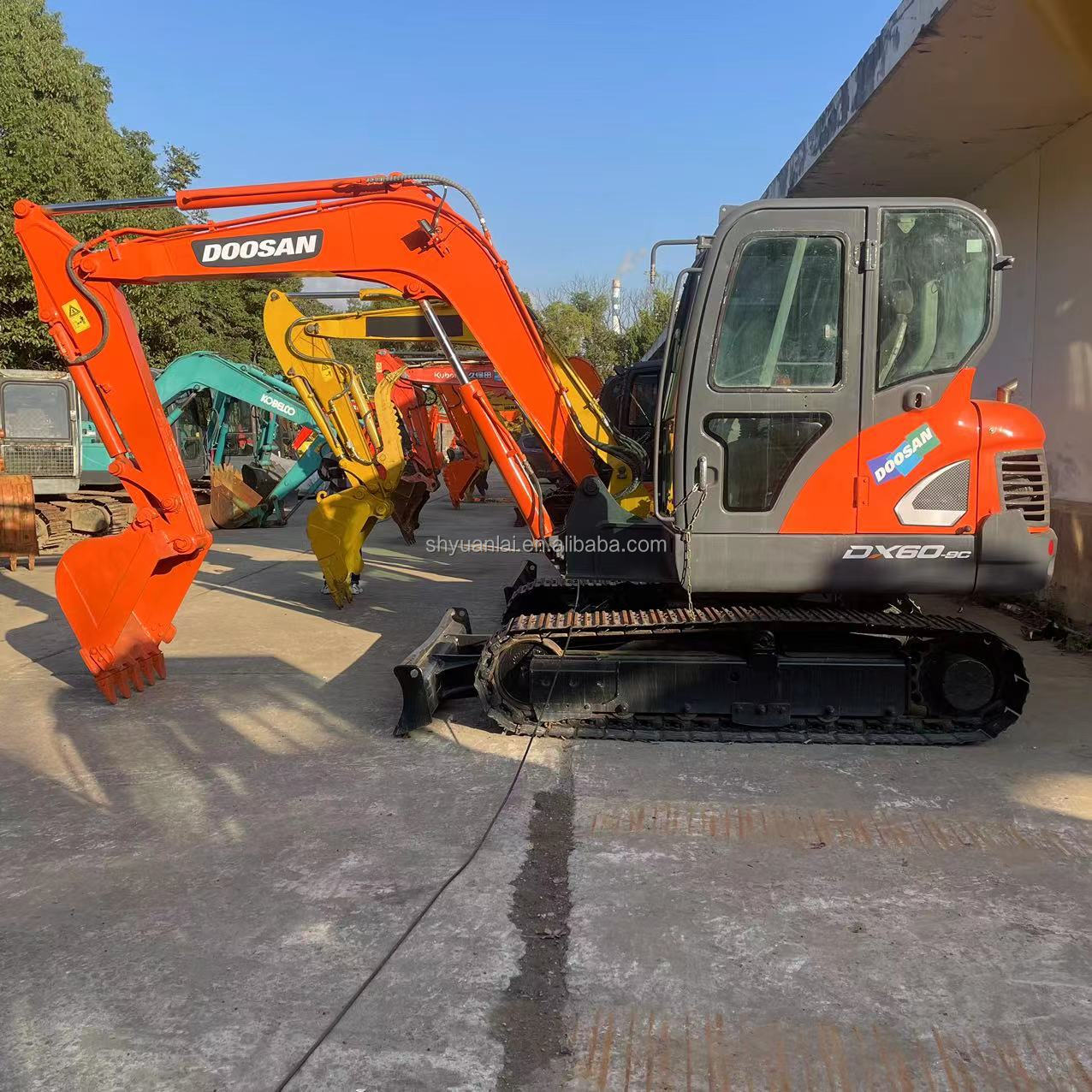 High Slope Efficiency Used Doosan Excavator DX60 Super With 38.9kW And Original Color