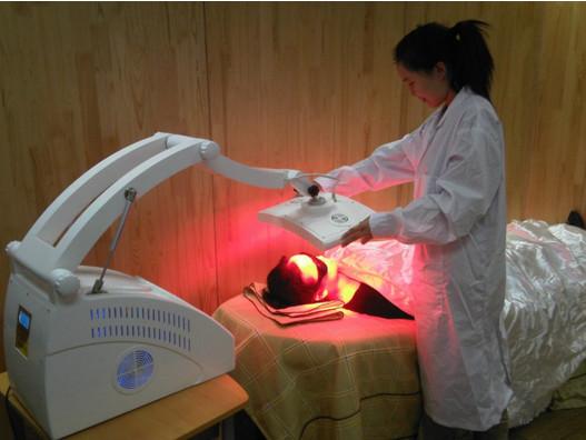 Buy cheap Skin Tightening LED Photon Light Therapy Machine With High Pure Red / Blue Light from wholesalers