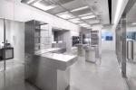 SUS304 Wall Bench Laboratory School Chemical Lab Wall Bench With Reagent Shelf