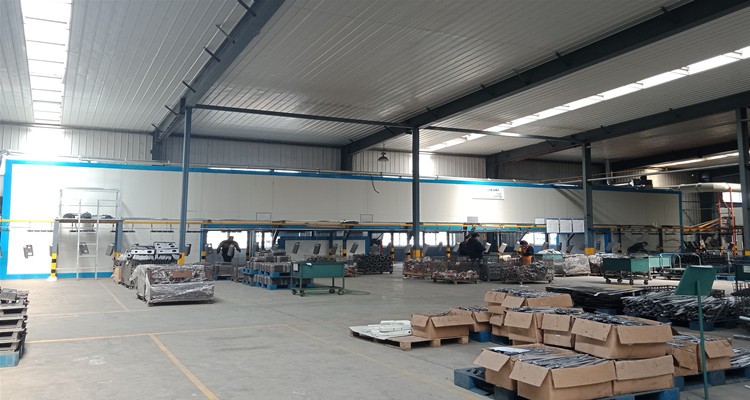 CE Metal Electrostatic Powder Coating Line Large Capacity Gas Heating