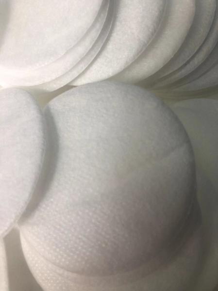 Buy cheap Virgin Pulp Style Electrostatic Dust Sheet 99.99% BFE Class I Medical Grade - 120℃ Resistance from wholesalers