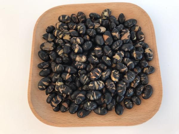 Buy cheap Black Color Soya Bean Snacks Food Hard Texture Salted Flavor Handpicked Bean Nut from wholesalers