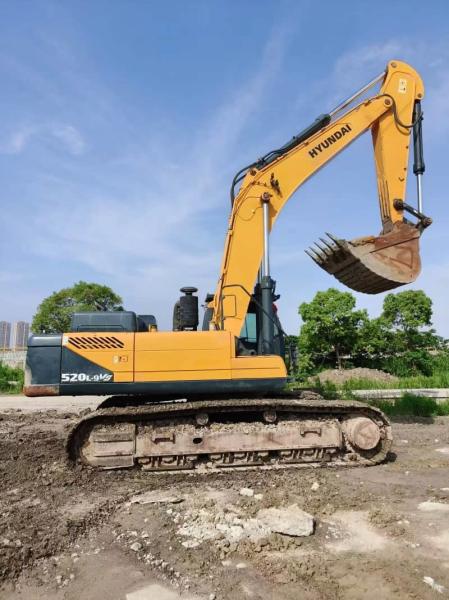 Buy cheap Used Hyundai 520 Large Scale Excavator Powerful Performance from wholesalers