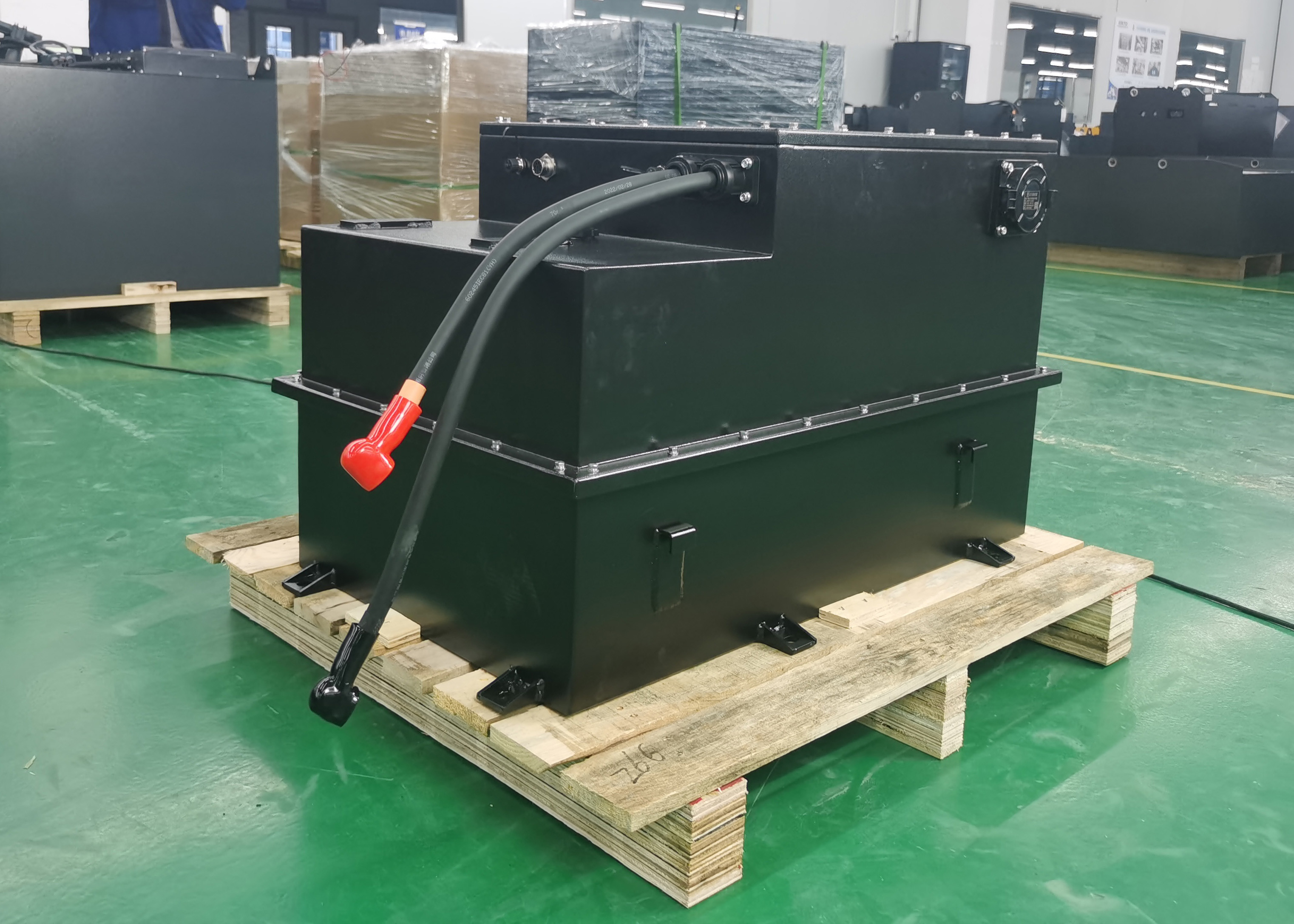 76.8V525Ah 40.32KWh Lithium Tractor Battery Lithium Iron Phosphate