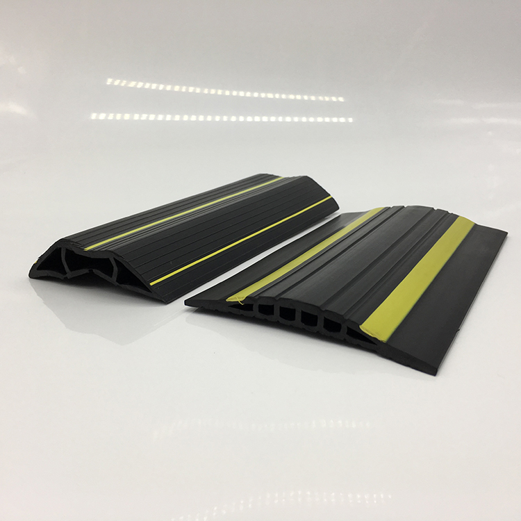 100x11mm Universal Rubber Sill Threshold for Garage Doors Long-Lasting Performance