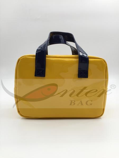 Buy cheap Easy Carry Travel Cooler Bag Leak Proof Collapsible Cooler For Family from wholesalers