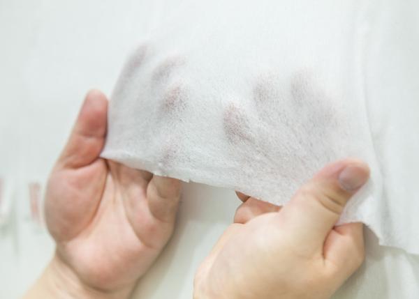 Buy cheap 60g Raw White Spunlace Non woven Fabrics Plain Cloth from wholesalers