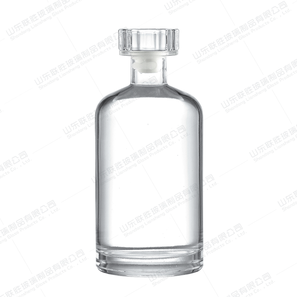Clear Glass Liquor Bottle with Customized Bottle Color and Acceptable Customer's Logo