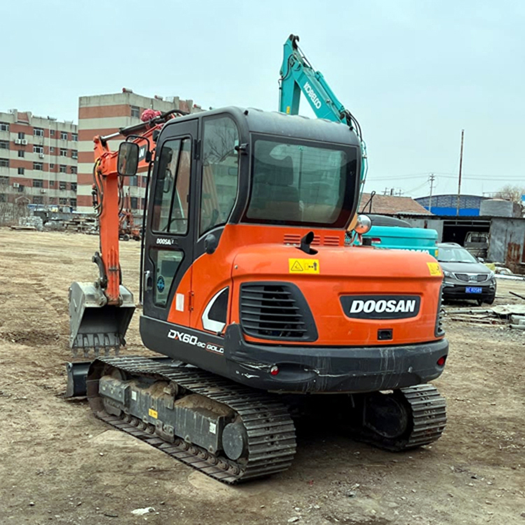 Korea Original Doosan DX60 Mini 6 Ton Used Excavator with 0.21 m3 Bucket Capacity 2019