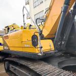 Used 20TON Large Hydraulic Mining Excavators Hyundai 220 On Promotion Sale